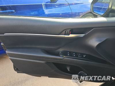 2019 Toyota Camry SE - zdjęcie 9 z 24 - miniatura