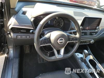 2023 Nissan Altima SV - zdjęcie 10 z 20 - miniatura