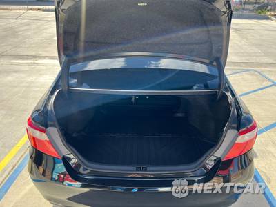 2017 Toyota Camry SE - zdjęcie 11 z 26 - miniatura