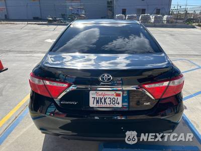 2017 Toyota Camry SE - zdjęcie 6 z 26 - miniatura