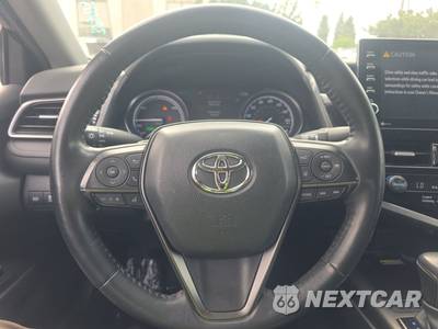 2022 Toyota Camry Hybrid XSE - zdjęcie 10 z 23 - miniatura