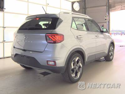 2025 Hyundai Venue SEL - zdjęcie 4 z 23 - miniatura