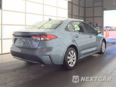 2022 Toyota Corolla LE Sedan - zdjęcie 4 z 35 - miniatura