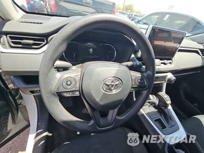 2024 Toyota RAV4 LE - zdjęcie 10 z 27 - miniatura