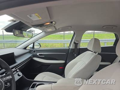 2025 Hyundai Sonata SEL - zdjęcie 17 z 24 - miniatura