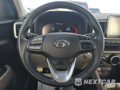 2025 Hyundai Venue SEL - zdjęcie 10 z 19 - miniatura