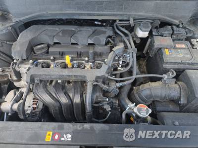 2025 Hyundai Venue SEL - zdjęcie 15 z 19 - miniatura
