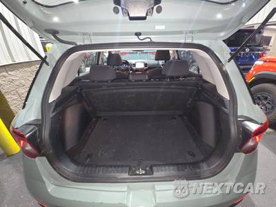 2025 Hyundai Venue SEL - zdjęcie 16 z 21 - miniatura