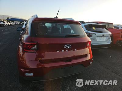2025 Hyundai Venue SEL - zdjęcie 5 z 28 - miniatura
