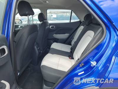 2025 Hyundai Venue SEL - zdjęcie 13 z 19 - miniatura