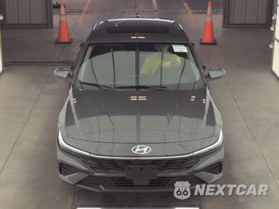2025 Hyundai Elantra SEL Convenience - zdjęcie 2 z 22 - miniatura