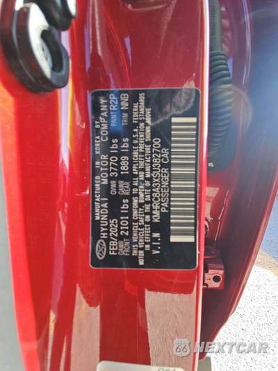 2025 Hyundai Venue SEL - zdjęcie 14 z 26 - miniatura