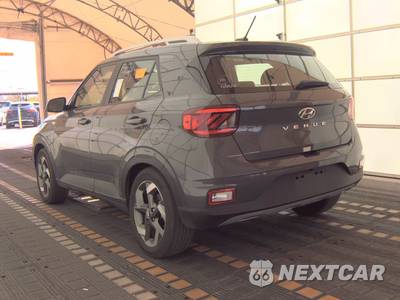 2025 Hyundai Venue SEL - zdjęcie 6 z 20 - miniatura