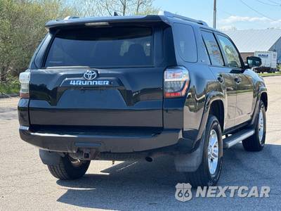 2015 Toyota 4Runner SR5 - zdjęcie 5 z 27 - miniatura