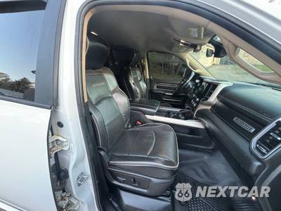 2019 Ram 5500 Cab Chassis Laramie Crew Cab DRW - zdjęcie 17 z 55 - miniatura