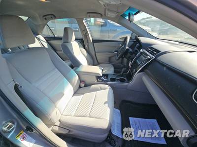 2015 Toyota Camry LE - zdjęcie 8 z 26 - miniatura