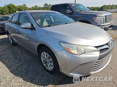 2015 Toyota Camry LE - zdjęcie 3 z 26 - miniatura
