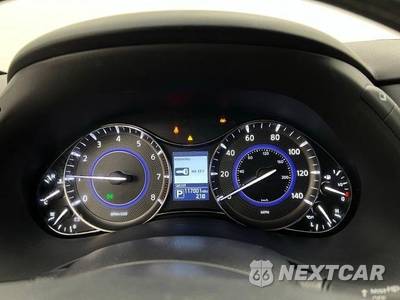 2017 INFINITI QX80 - zdjęcie 21 z 45 - miniatura