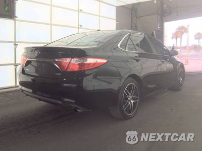 2015 Toyota Camry XSE - zdjęcie 4 z 22 - miniatura