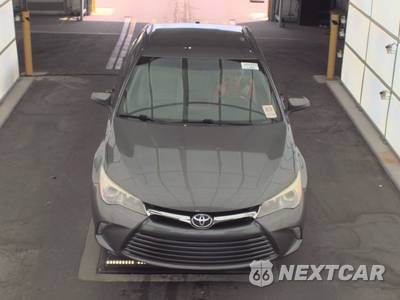 2017 Toyota Camry XLE - zdjęcie 2 z 27 - miniatura