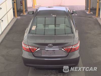2017 Toyota Camry XLE - zdjęcie 5 z 27 - miniatura