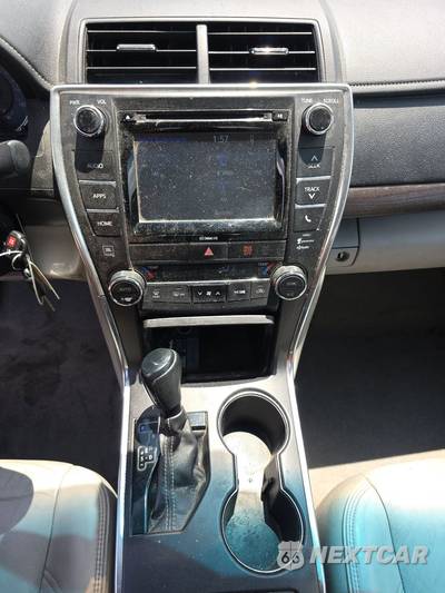 2017 Toyota Camry XLE - zdjęcie 11 z 27 - miniatura