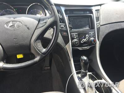 2013 Hyundai Sonata SE - zdjęcie 11 z 20 - miniatura