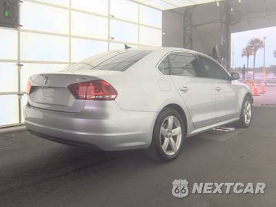 2015 Volkswagen Passat 1.8T Limited Edition - zdjęcie 4 z 21 - miniatura