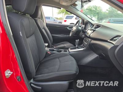 2017 Nissan Sentra SV - zdjęcie 8 z 34 - miniatura
