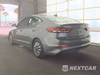 2017 Hyundai Elantra SE Sedan - zdjęcie 6 z 18 - miniatura