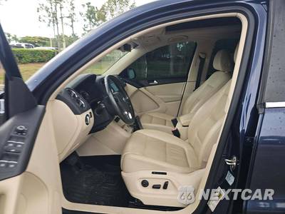 2016 Volkswagen Tiguan SEL - zdjęcie 4 z 9 - miniatura