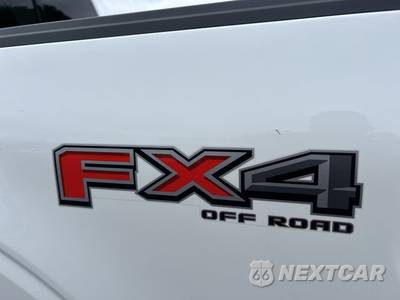 2023 Ford F-150 LARIAT Crew Cab Short Bed - zdjęcie 44 z 49 - miniatura