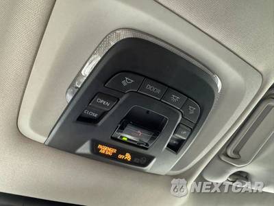 2024 Toyota Corolla Cross XLE - zdjęcie 24 z 49 - miniatura