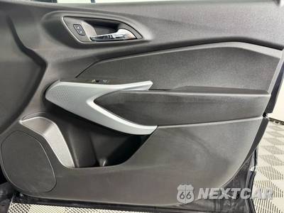 2025 Chevrolet Trax LS - zdjęcie 37 z 43 - miniatura
