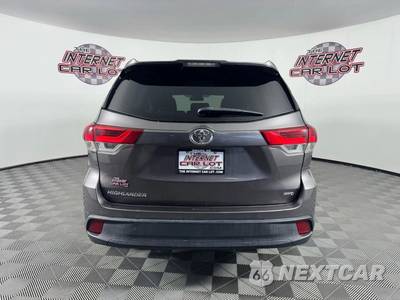 2019 Toyota Highlander LE - zdjęcie 6 z 44 - miniatura