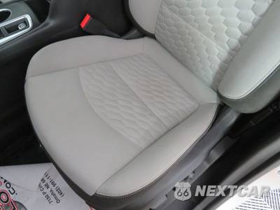 2021 Chevrolet Equinox LS 1LS - zdjęcie 33 z 45 - miniatura