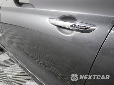 2019 Genesis G70 2.0T Advanced - zdjęcie 27 z 49 - miniatura