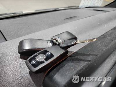 2022 Mercedes-Benz Sprinter 1500 Cargo Van Standard Roof 144.0" WB - zdjęcie 30 z 33 - miniatura