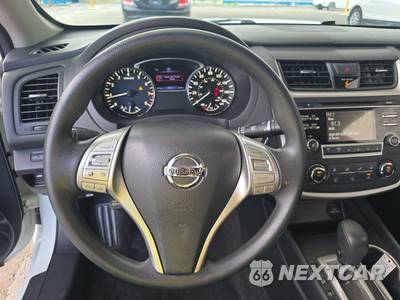 2018 Nissan Altima 2.5 S - zdjęcie 10 z 27 - miniatura