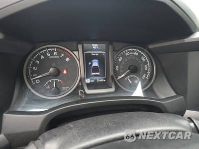 2023 Toyota Tacoma TRD Off-Road Crew Cab Long Bed - zdjęcie 12 z 19 - miniatura