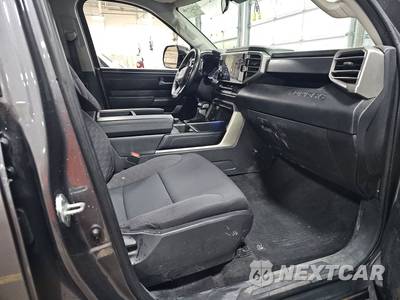2023 Toyota Tundra SR5 Crew Cab Short Bed - zdjęcie 8 z 25 - miniatura