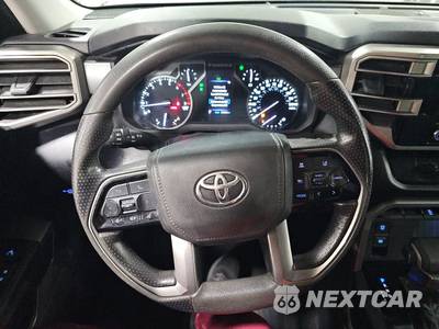 2023 Toyota Tundra SR5 Crew Cab Short Bed - zdjęcie 10 z 25 - miniatura