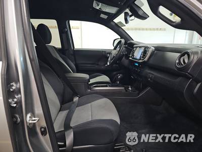 2023 Toyota Tacoma TRD Sport Crew Cab Long Bed - zdjęcie 8 z 20 - miniatura