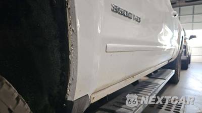 2019 Chevrolet Silverado 3500HD LT Crew Cab Medium Bed - zdjęcie 19 z 26 - miniatura