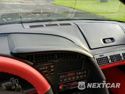1993 Chevrolet Corvette Coupe - zdjęcie 27 z 66 - miniatura