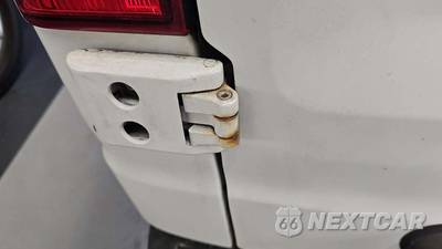 2020 Nissan NV2500 HD Cargo SV Standard Roof 146.1" WB - zdjęcie 30 z 36 - miniatura