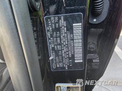 2025 Hyundai Venue SEL - zdjęcie 7 z 24 - miniatura