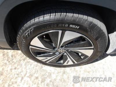2025 Volkswagen Taos SE - zdjęcie 3 z 18 - miniatura