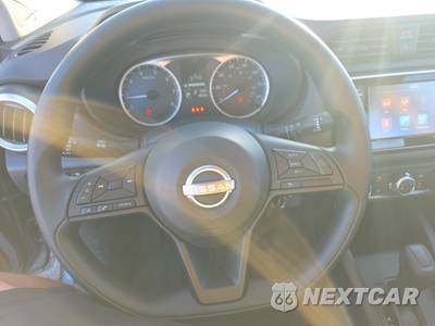 2025 Nissan Versa S - zdjęcie 10 z 20 - miniatura