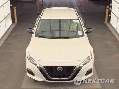 2019 Nissan Altima SR - zdjęcie 2 z 34 - miniatura